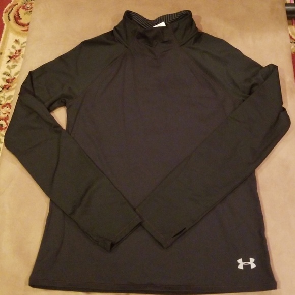 Under Armour Other - Under Armour cold gear shirt